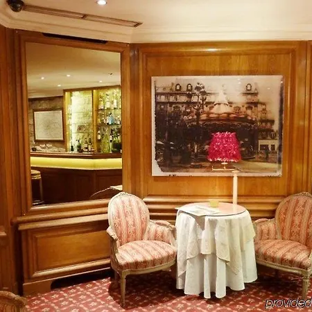 Dauphine Saint Germain Hotel