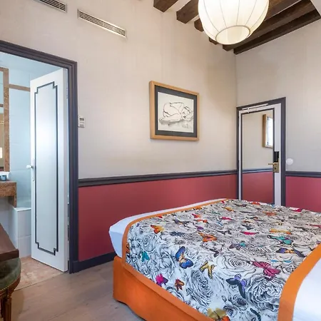 Hotel Dauphine Saint Germain 3*