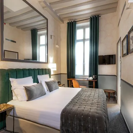 Dauphine Saint Germain Parigi