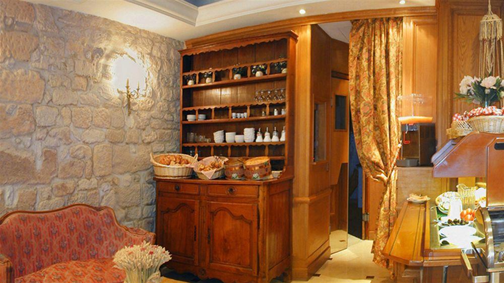 Dauphine Saint Germain 3*