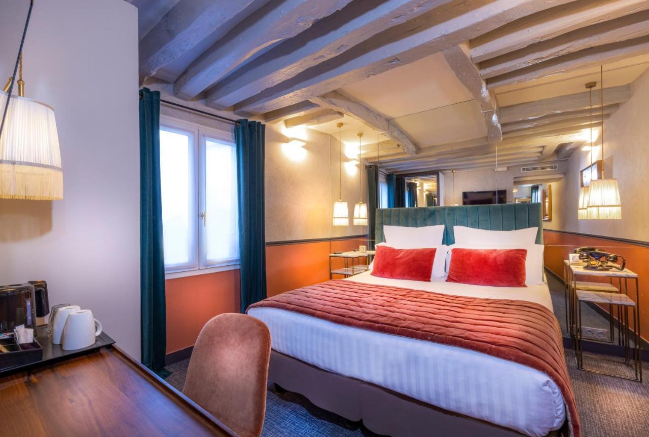 Dauphine Saint Germain Hotel