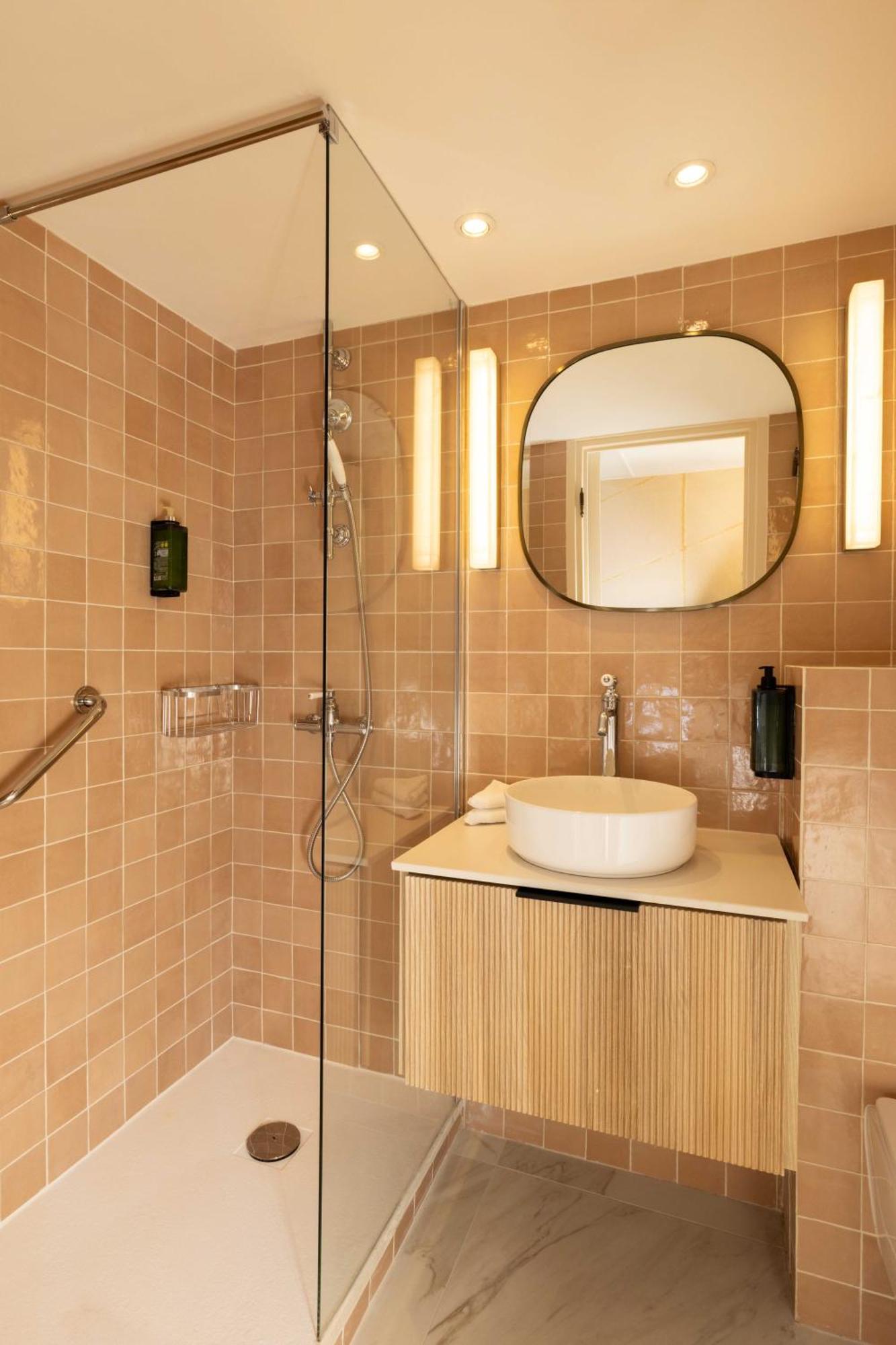 Hotel Dauphine Saint Germain Parigi