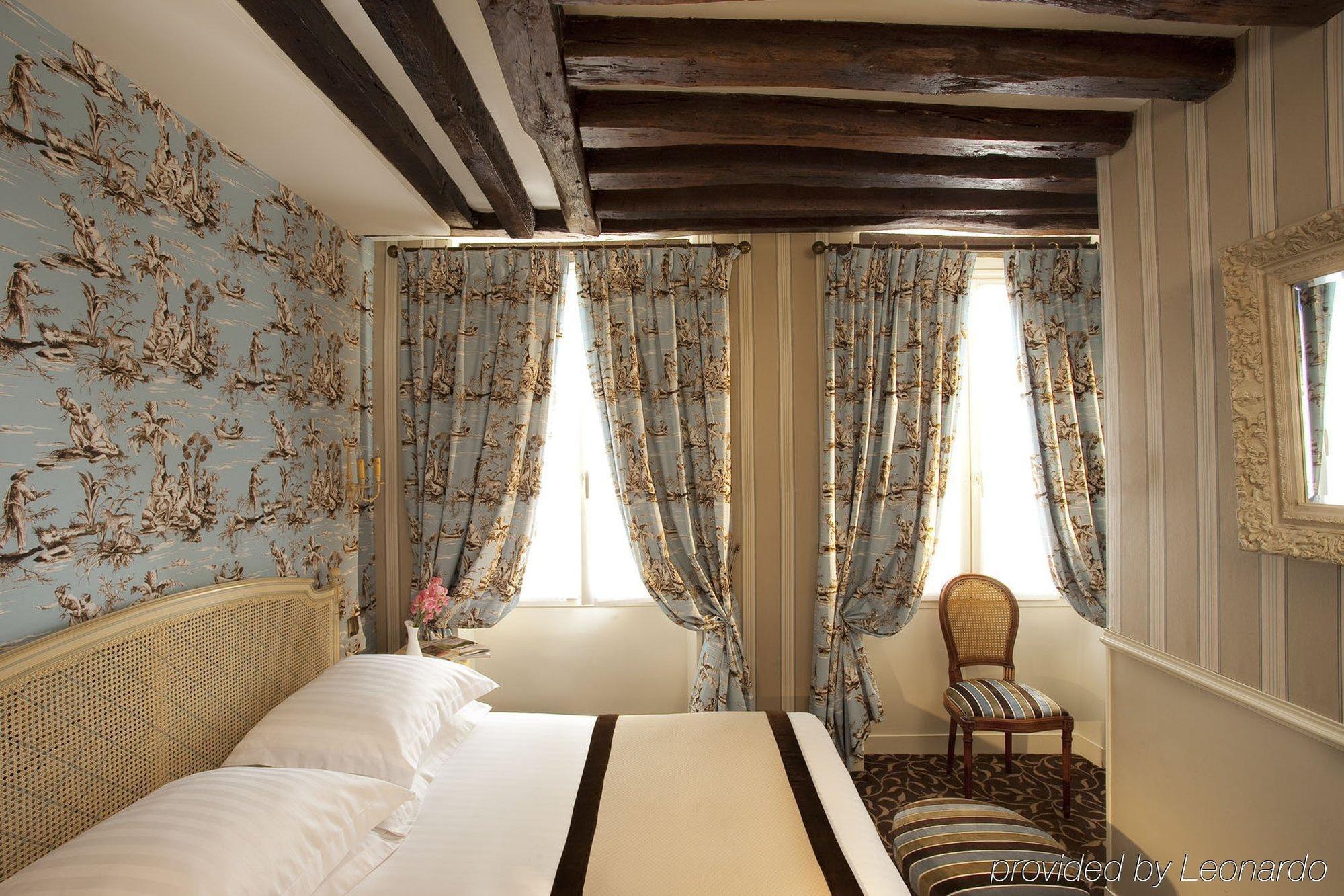 Dauphine Saint Germain Hotel