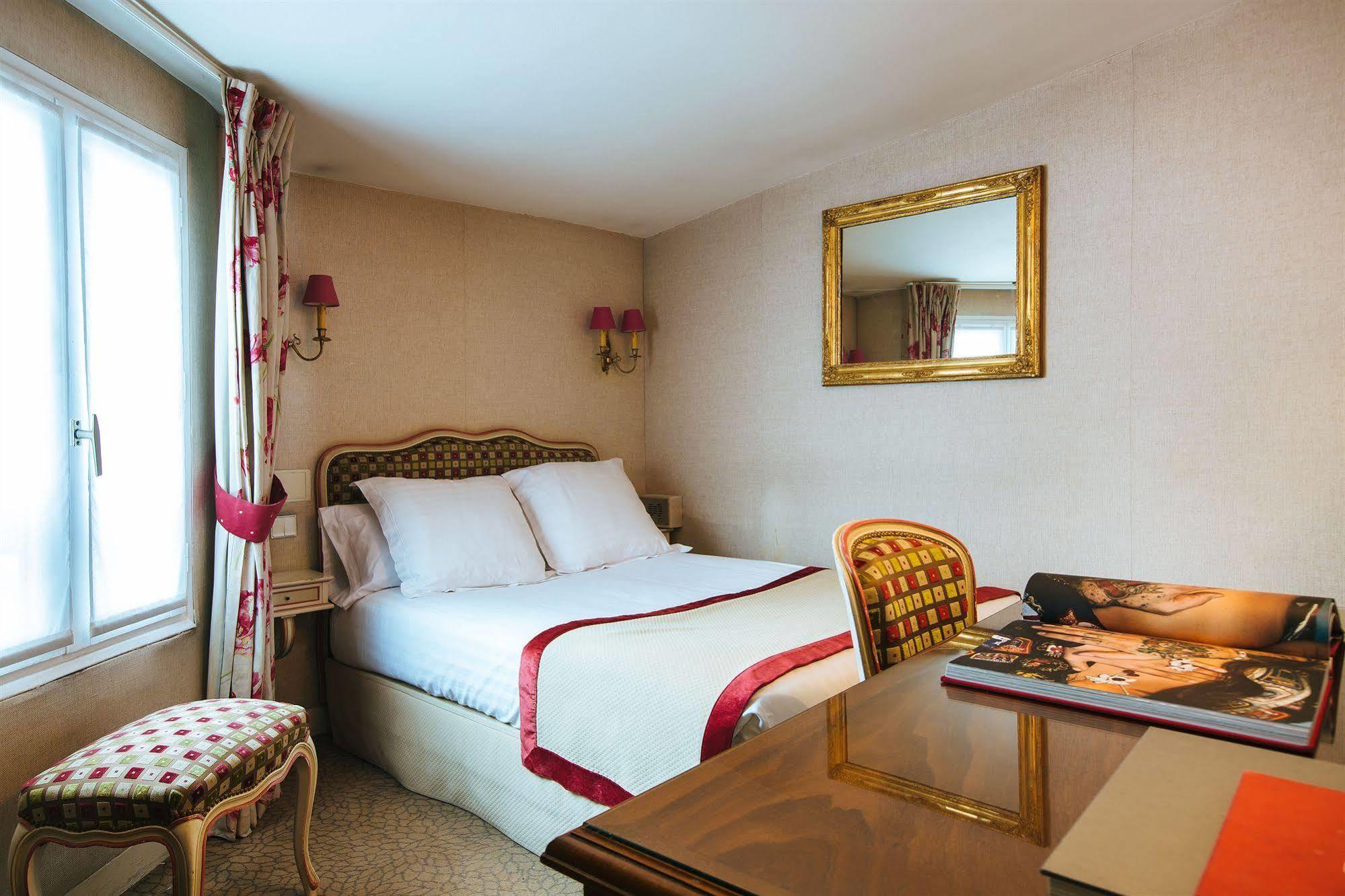 Hotel Dauphine Saint Germain